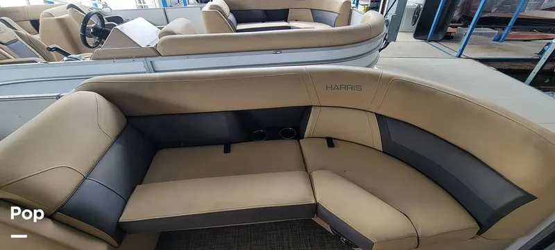 Slide: The Image of Harris Cruiser 230 2023 - 15307880