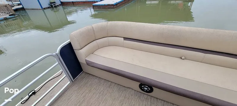 Slide: The Image of Godfrey Sweetwater 2386 2022 - 15168722