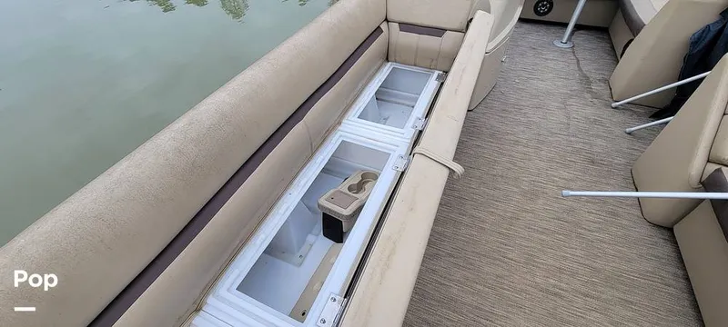 Slide: The Image of Godfrey Sweetwater 2386 2022 - 15168724