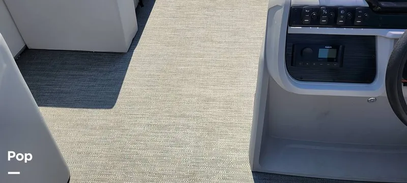 Slide: The Image of Godfrey Sweetwater 2286SFL 2024 - 15307478