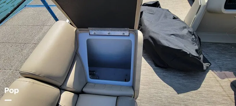 Slide: The Image of Godfrey Sweetwater 2286 2024 - 15307357