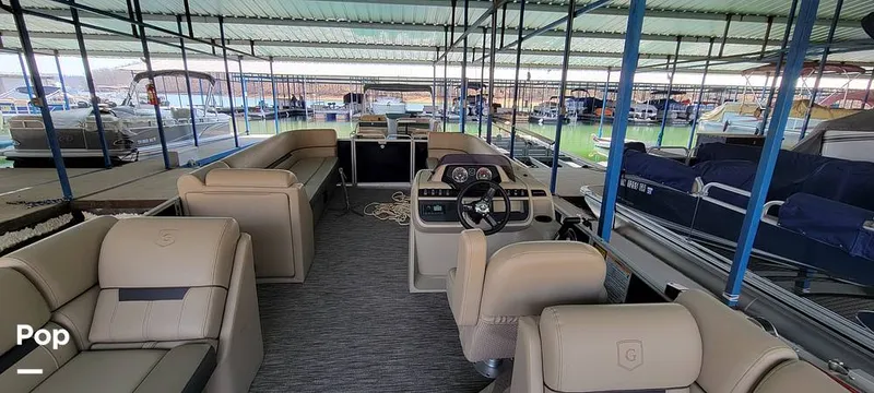 Slide: The Image of Godfrey Sweetwater 2286 2024 - 15307299