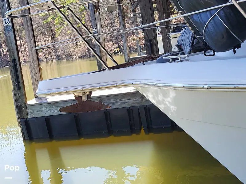 Slide: The Image of Carver Yachts 355 Aft Cabin 1997 - 15240616