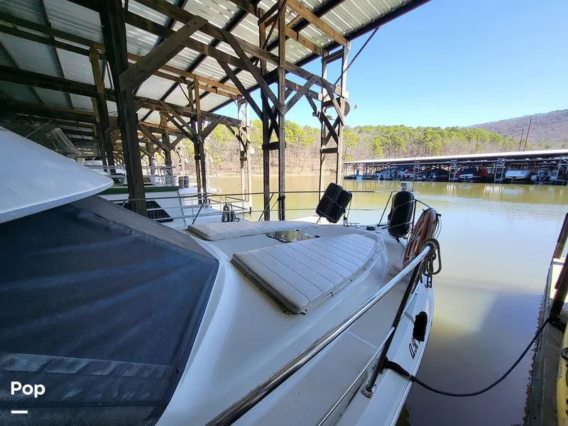 Slide: The Image of Carver Yachts 355 Aft Cabin 1997 - 15240610