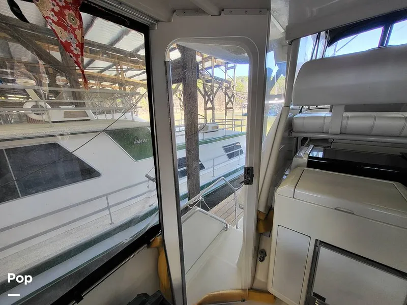 Slide: The Image of Carver Yachts 355 Aft Cabin 1997 - 15240092