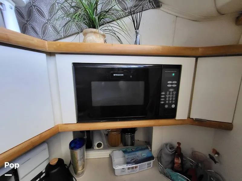 Slide: The Image of Carver Yachts 355 Aft Cabin 1997 - 15240106