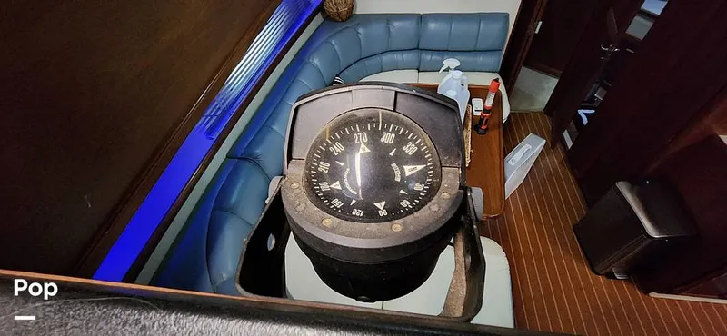 Slide: The Image of Carver Yachts 4207 1988 - 15251948