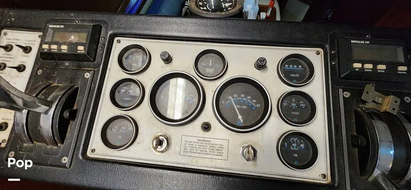 Slide: The Image of Carver Yachts 4207 1988 - 15251949