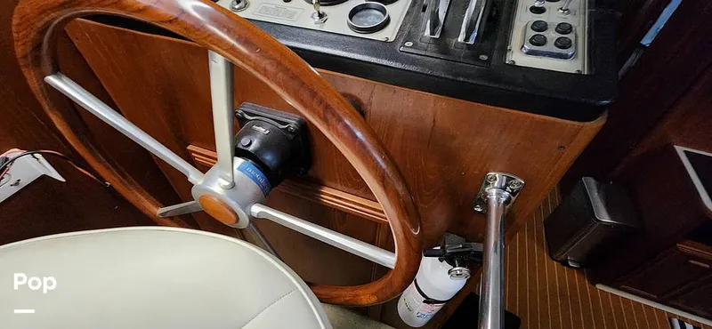 Slide: The Image of Carver Yachts 4207 1988 - 15251950