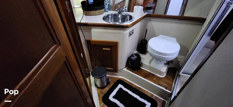 Slide: The Image of Carver Yachts 4207 1988 - 15251959