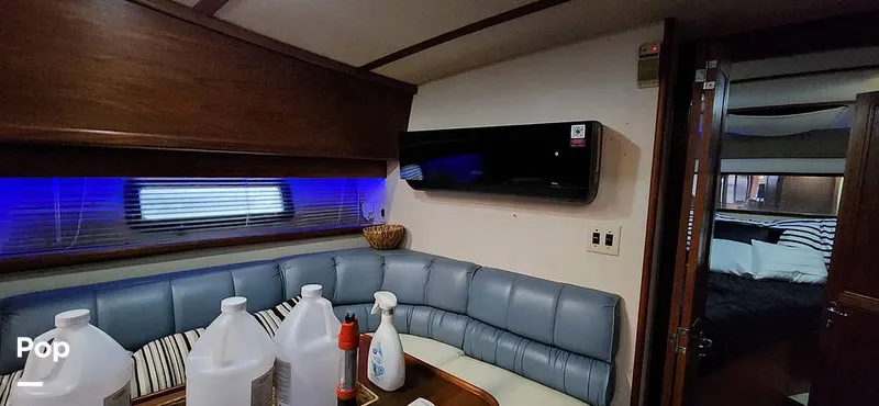 Slide: The Image of Carver Yachts 4207 1988 - 15251961