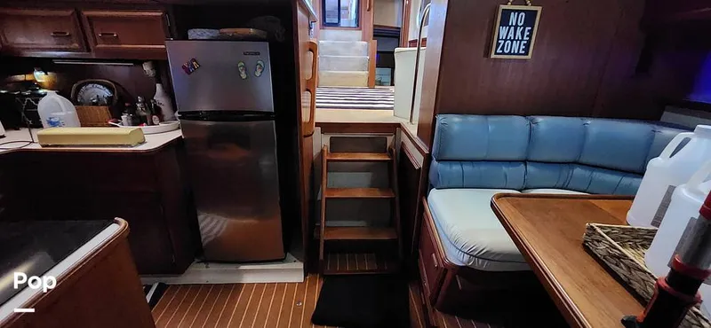 Slide: The Image of Carver Yachts 4207 1988 - 15251975