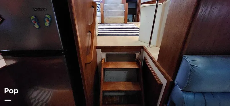 Slide: The Image of Carver Yachts 4207 1988 - 15251974