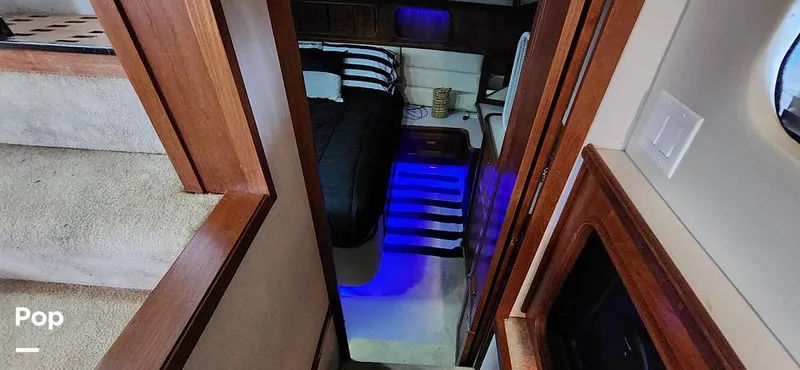 Slide: The Image of Carver Yachts 4207 1988 - 15251983