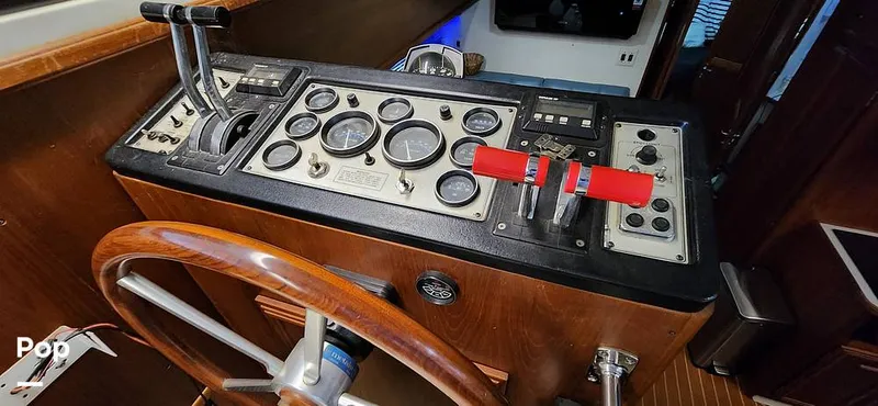 Slide: The Image of Carver Yachts 4207 1988 - 15251943