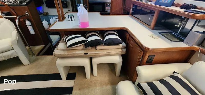 Slide: The Image of Carver Yachts 4207 1988 - 15251938