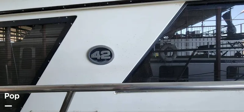 Slide: The Image of Carver Yachts 4207 1988 - 15195329