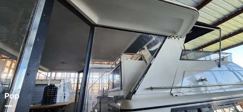 Slide: The Image of Carver Yachts 4207 1988 - 15195332