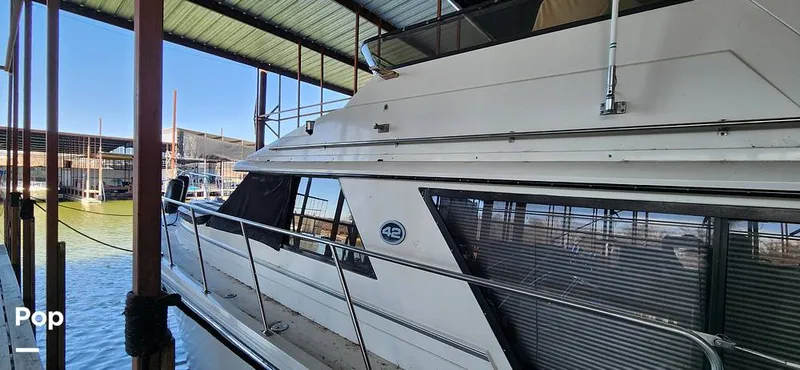 Slide: The Image of Carver Yachts 4207 1988 - 15195347