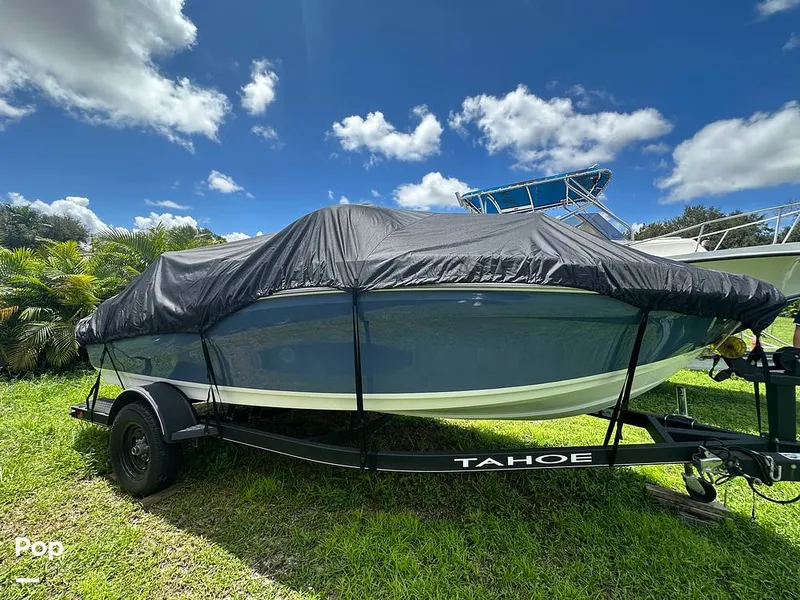 Slide: The Image of Tahoe 450ts 2021 - 15814788