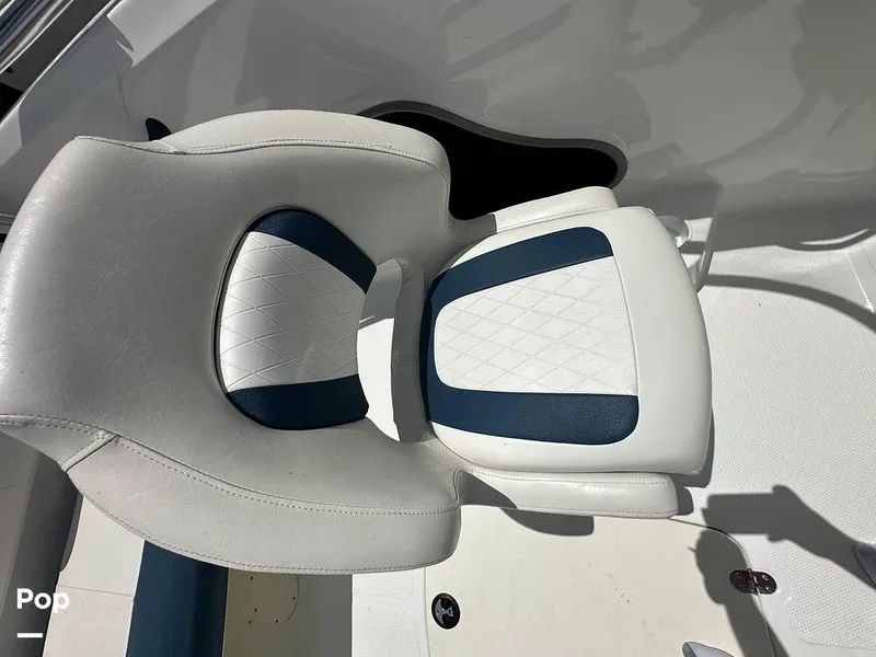 Slide: The Image of Tahoe 450ts 2021 - 15814807