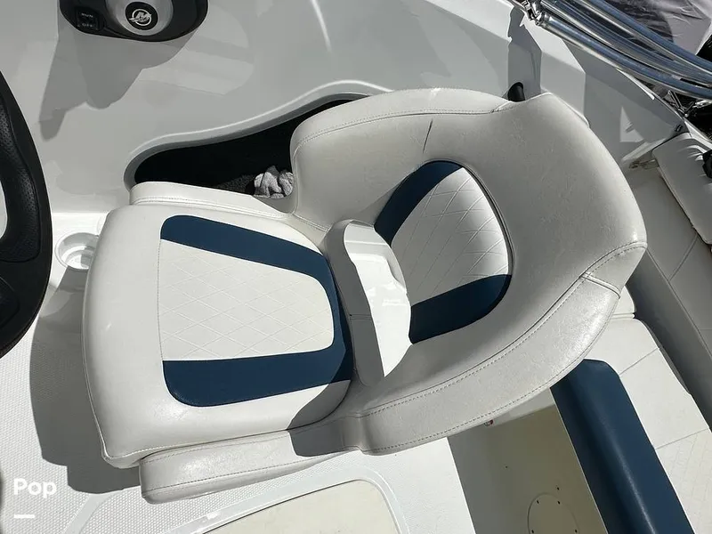 Slide: The Image of Tahoe 450ts 2021 - 15814808