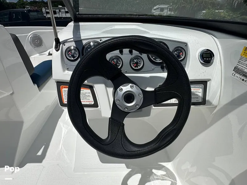 Slide: The Image of Tahoe 450ts 2021 - 15814811