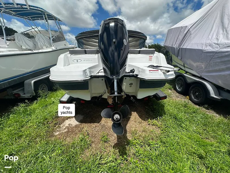 Slide: The Image of Tahoe 450ts 2021 - 15822292