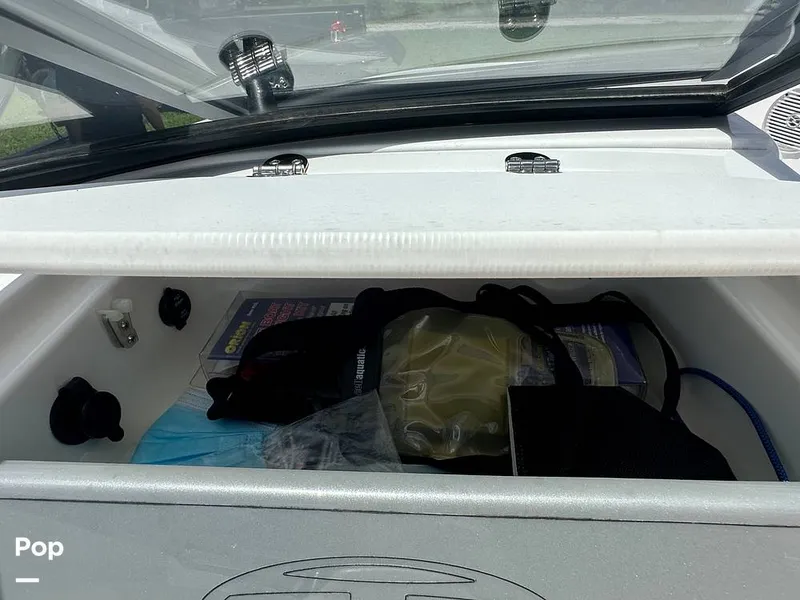 Slide: The Image of Tahoe 450ts 2021 - 15814822