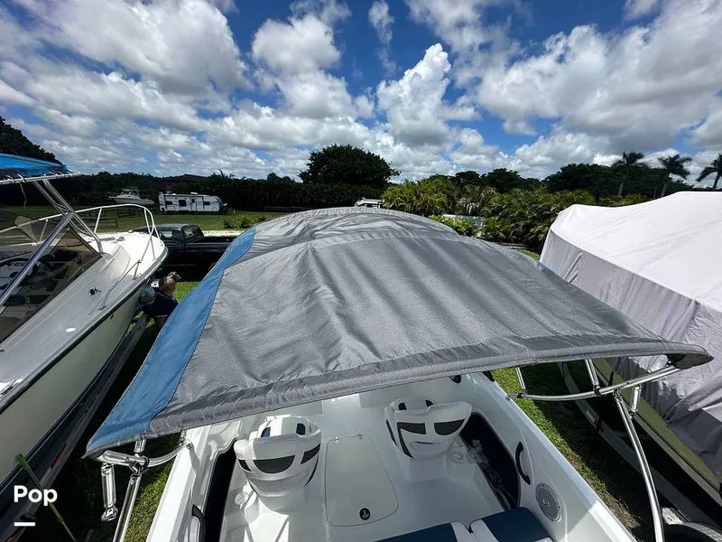 Slide: The Image of Tahoe 450ts 2021 - 15814832