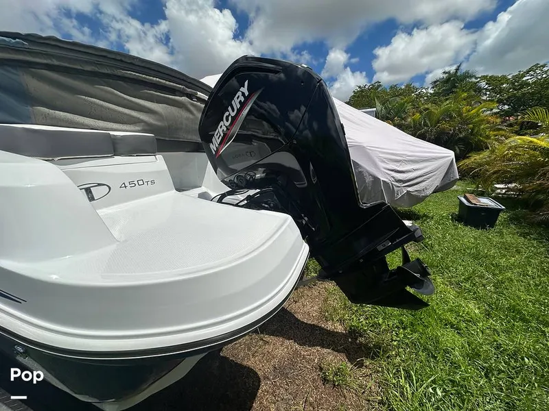 Slide: The Image of Tahoe 450ts 2021 - 15814782