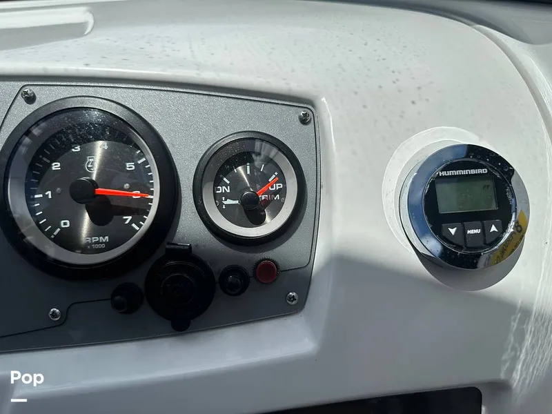 Slide: The Image of Tahoe 450ts 2021 - 15814844