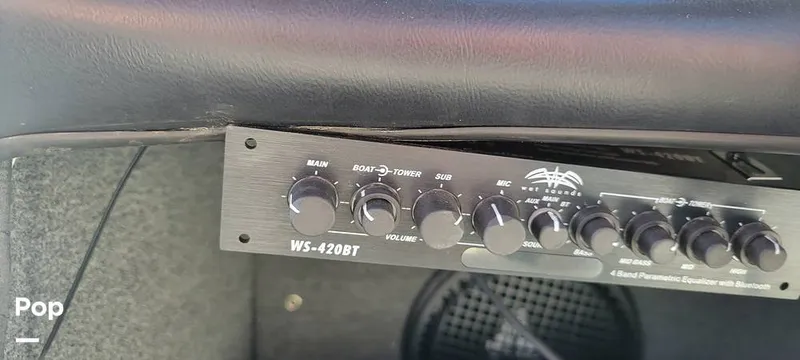 Slide: The Image of Wet Sound Stereo System - 15379369