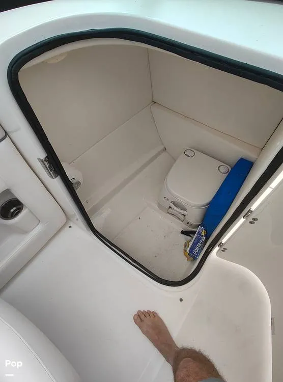 Slide: The Image of Sea Ray 220 Sundeck 2012 - 15245454