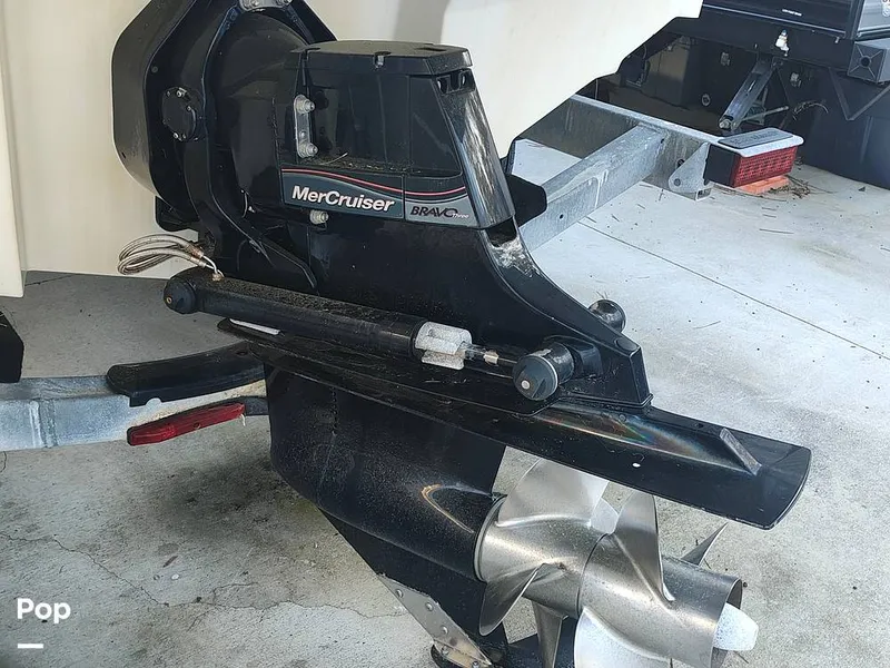 Slide: The Image of Sea Ray 220 Sundeck 2012 - 15177450