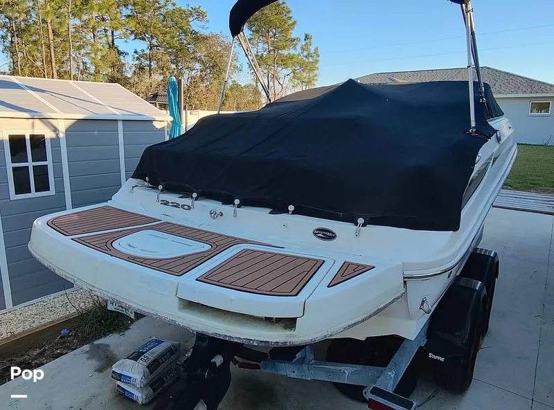 Slide: The Image of Sea Ray 220 Sundeck 2012 - 15177452