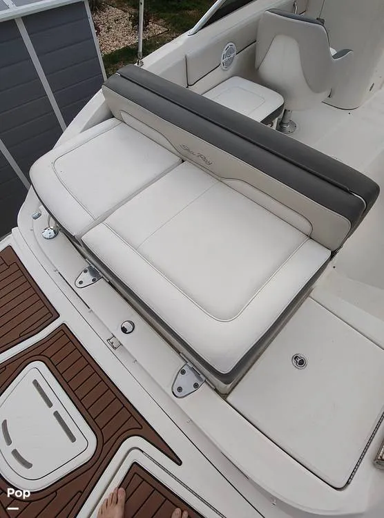 Slide: The Image of Sea Ray 220 Sundeck 2012 - 15245447