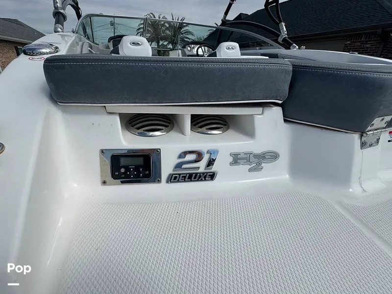 Slide: The Image of Chaparral 21 H2O Sport 2019 - 15210801