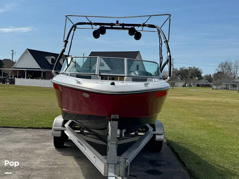 Slide: The Image of Chaparral 21 H2O Sport 2019 - 15210784