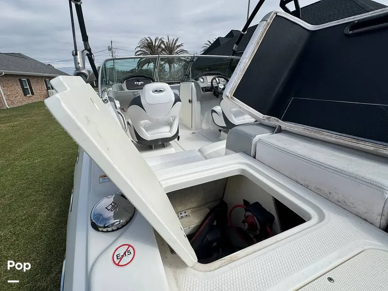 Slide: The Image of Chaparral 21 H2O Sport 2019 - 15210804