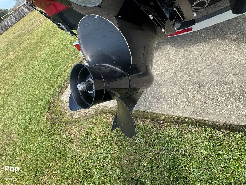 Slide: The Image of Chaparral 21 H2O Sport 2019 - 15210811