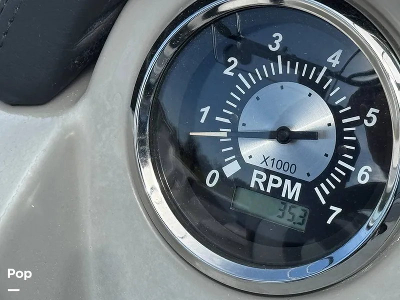 Slide: The Image of Chaparral 21 H2O Sport 2019 - 15210823