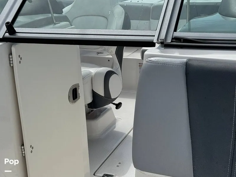 Slide: The Image of Chaparral 21 H2O Sport 2019 - 15210842