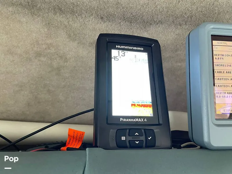 Slide: The Image of Bayliner Ciera 2858 Command Bridge 1989 - 15195202