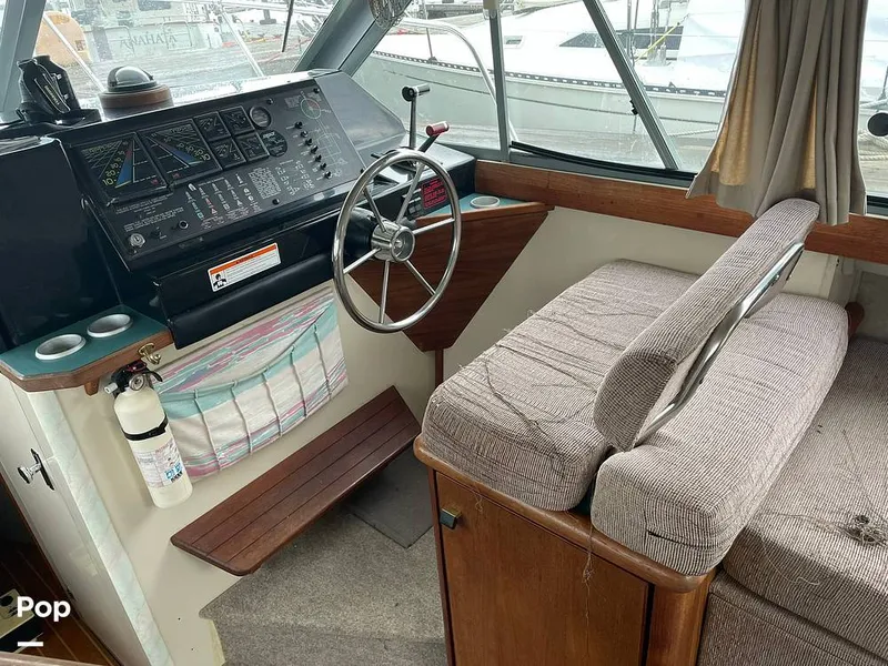 Slide: The Image of Bayliner Ciera 2858 Command Bridge 1989 - 15195107