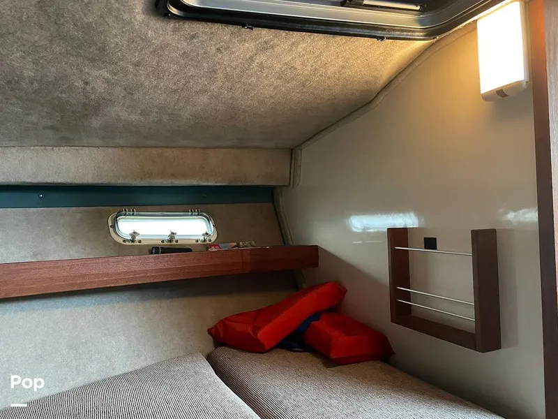 Slide: The Image of Bayliner Ciera 2858 Command Bridge 1989 - 15195125