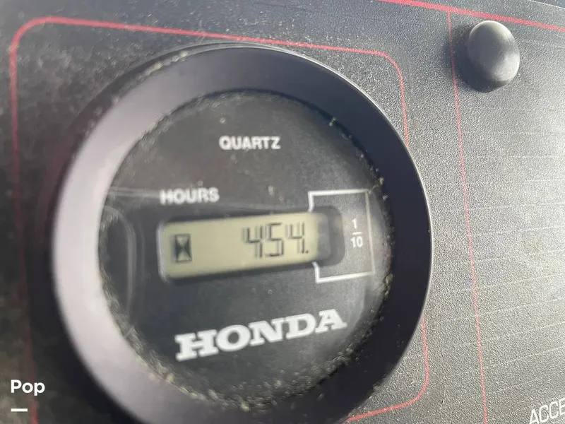 Slide: The Image of Bayliner Ciera 2858 Command Bridge 1989 - 15195132