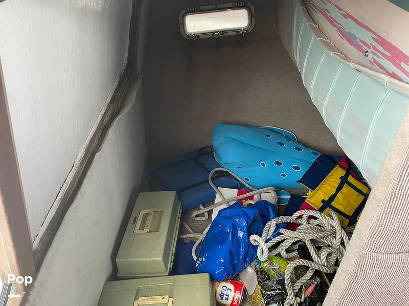 Slide: The Image of Bayliner Ciera 2858 Command Bridge 1989 - 15195135