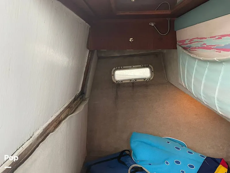 Slide: The Image of Bayliner Ciera 2858 Command Bridge 1989 - 15195137