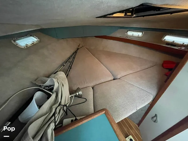 Slide: The Image of Bayliner Ciera 2858 Command Bridge 1989 - 15195102